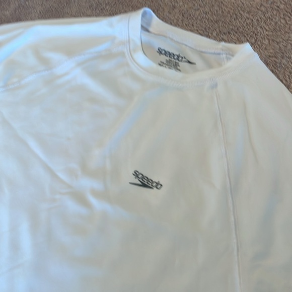 SPEEDO Men’s Dri Fit UPF Swim Shirt - size Small - Picture 9 of 14